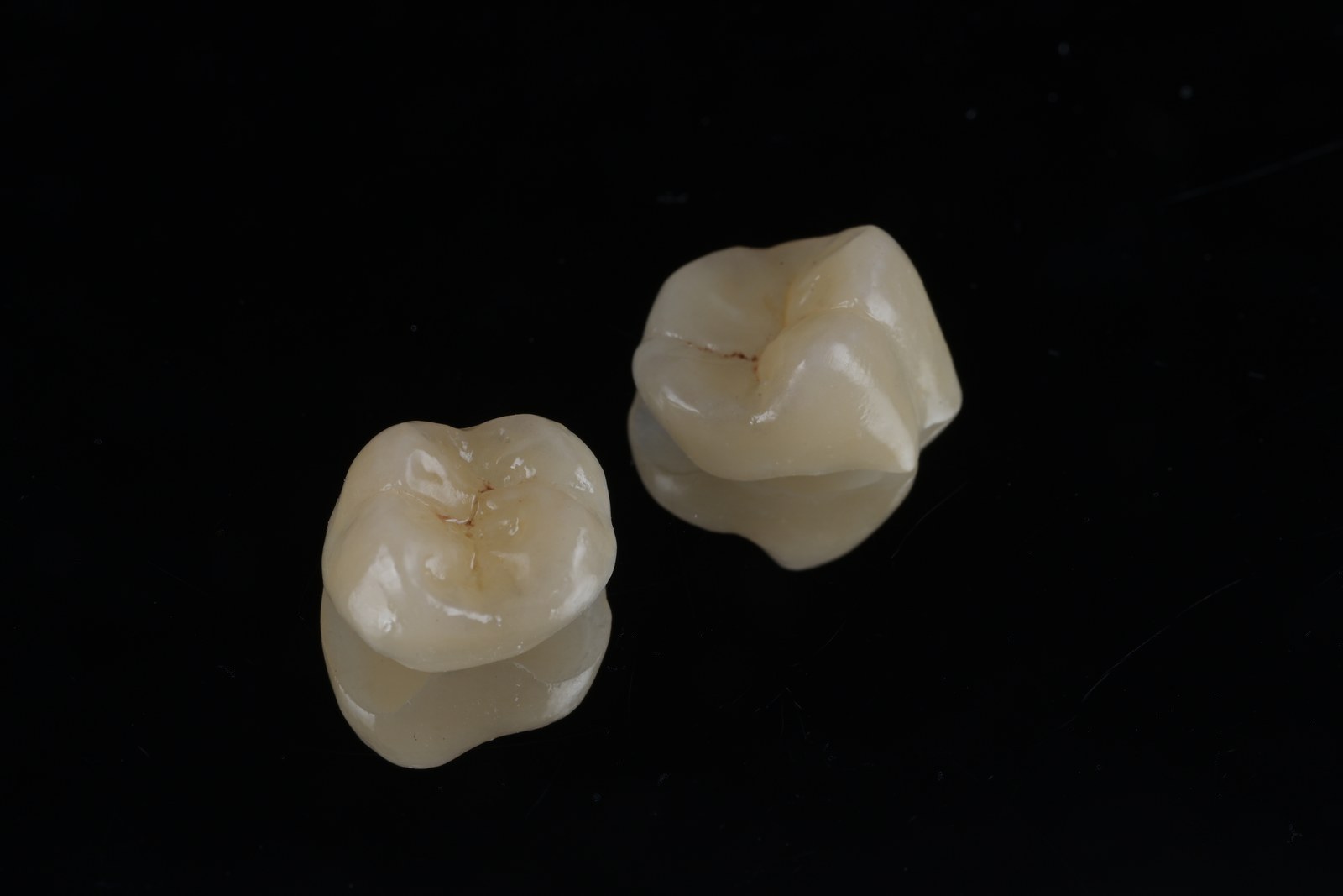 後牙全瓷冠咬合面